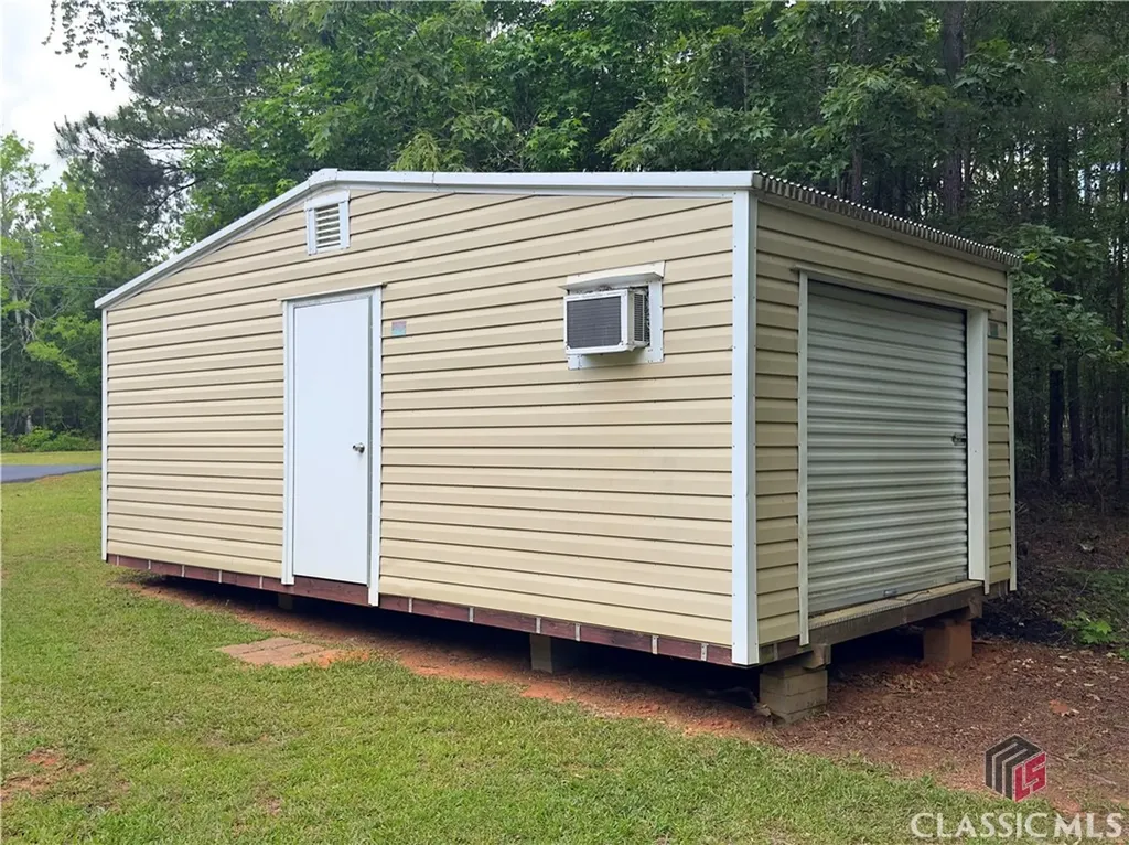 290 Long Shoals Road Eatonton GA 31024