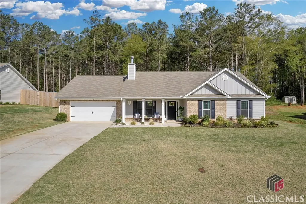 119 Camp Court Bethlehem GA 30620