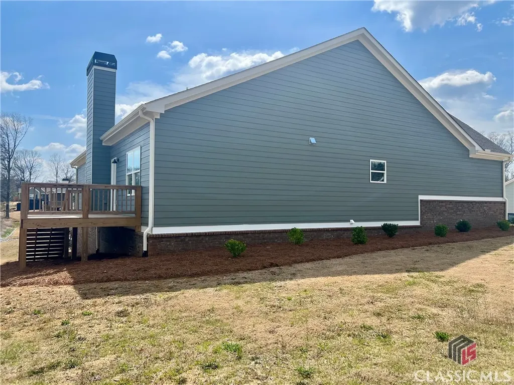 79 Lyles Statham GA 30666