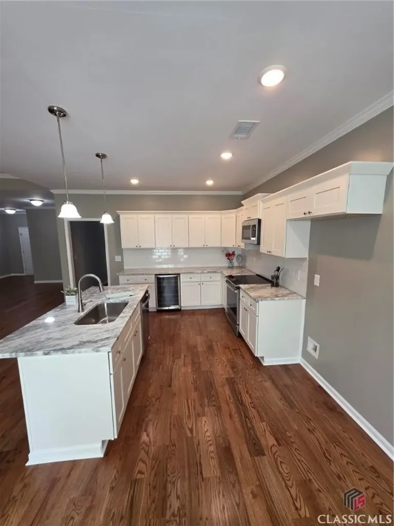 1070 Lane Creek Terrace Bishop GA 30621