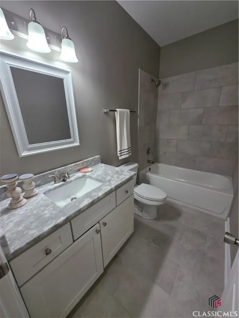 1070 Lane Creek Terrace Bishop GA 30621