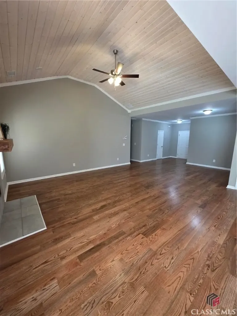 1070 Lane Creek Terrace Bishop GA 30621