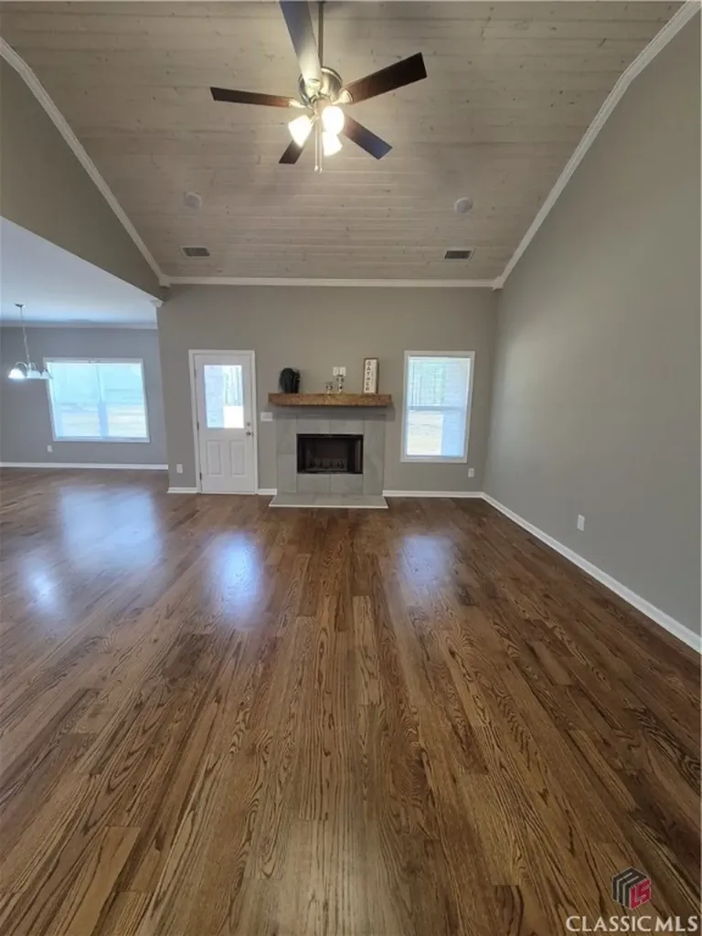1070 Lane Creek Terrace Bishop GA 30621