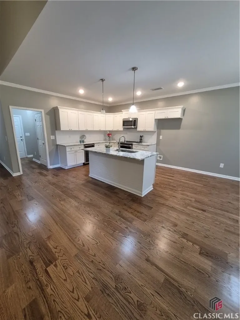 1070 Lane Creek Terrace Bishop GA 30621
