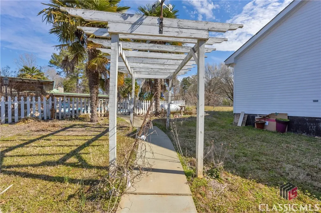 1751 Apalachee River Road Madison GA 30650
