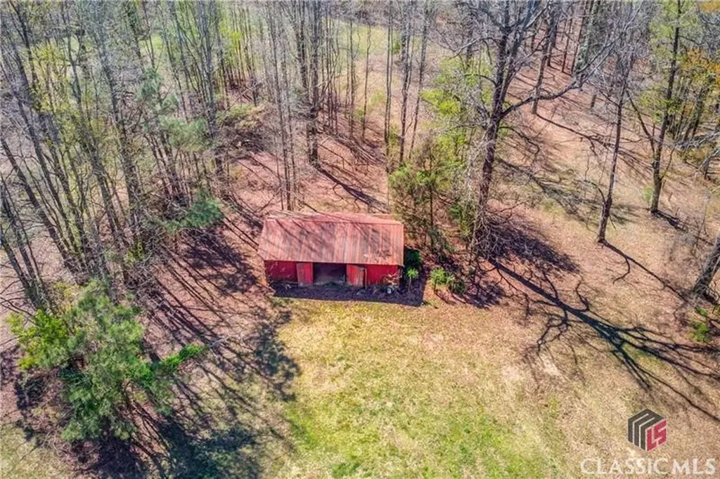 692 W Union Grove Circle Auburn GA 30011