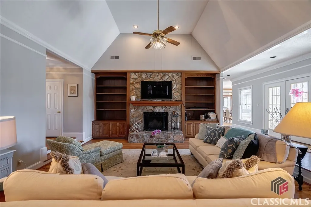 1191 Old Barnett Shoals Road Athens GA 30605