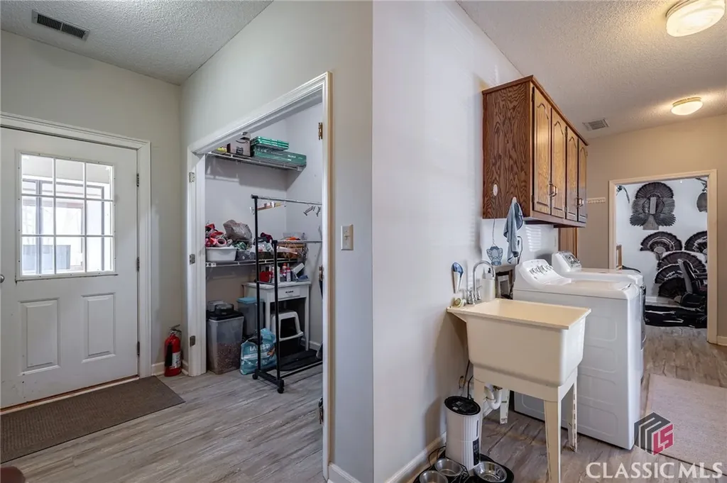 1191 Old Barnett Shoals Road Athens GA 30605