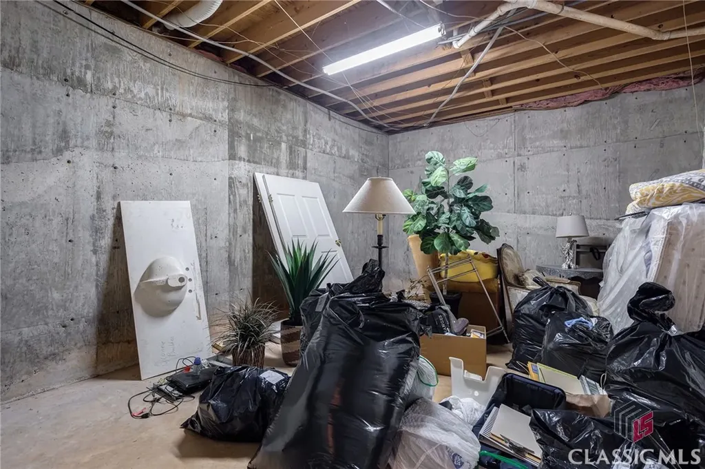 1191 Old Barnett Shoals Road Athens GA 30605