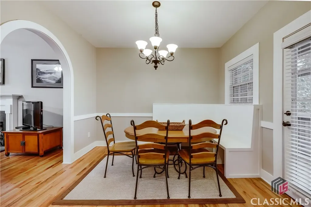 90 Hart Avenue Athens GA 30606