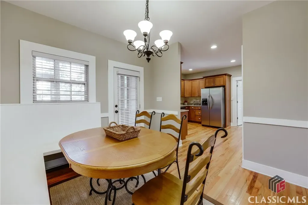 90 Hart Avenue Athens GA 30606