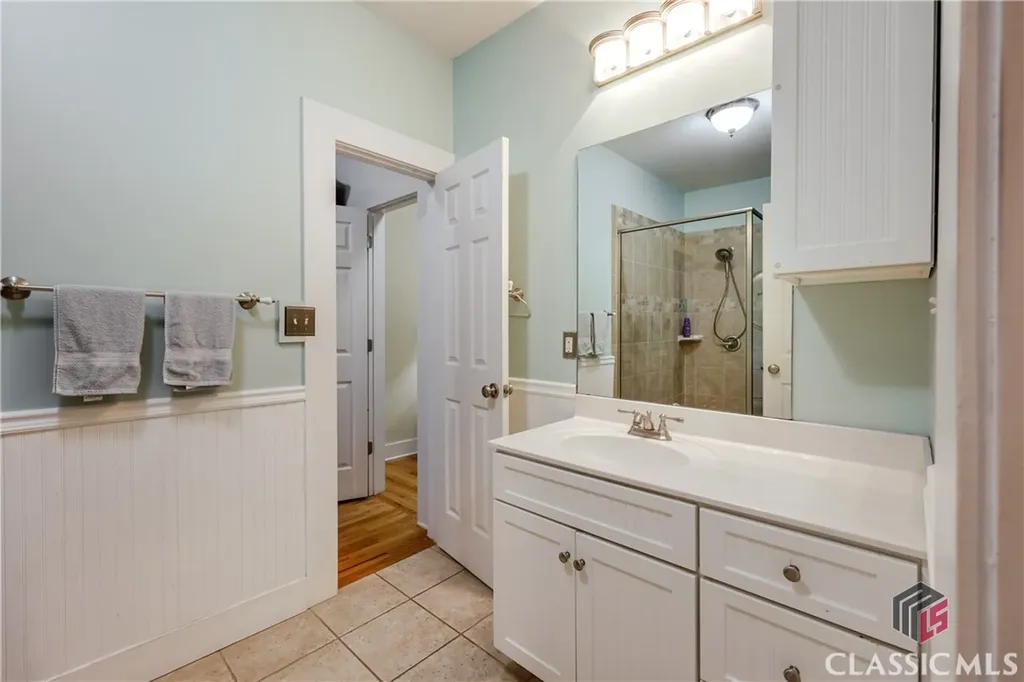 90 Hart Avenue Athens GA 30606