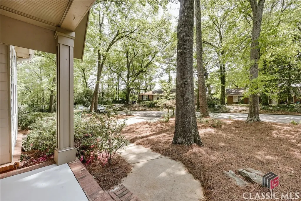 90 Hart Avenue Athens GA 30606