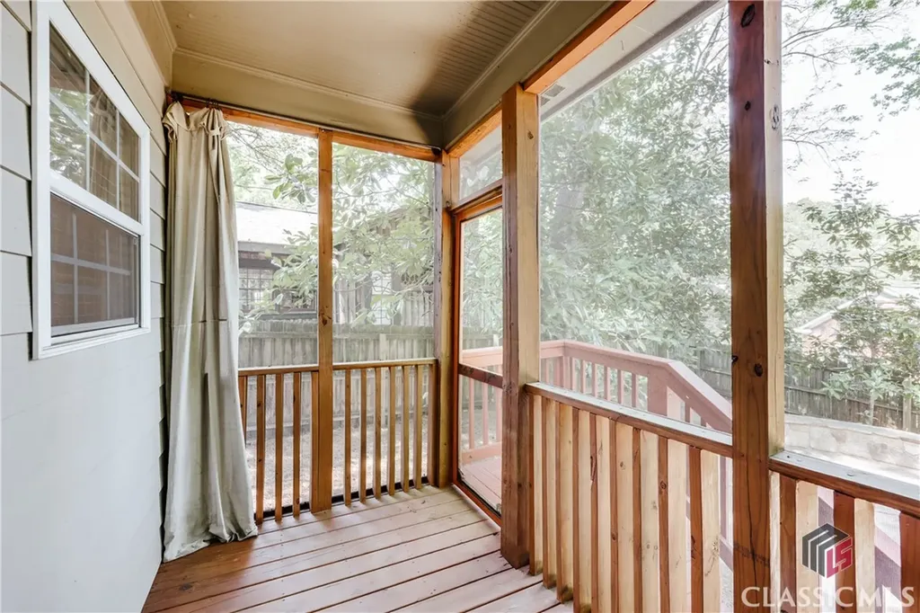 90 Hart Avenue Athens GA 30606