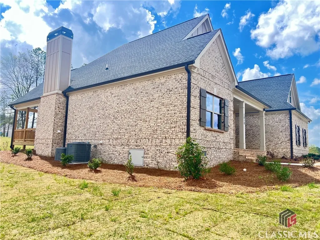 1810 Beebalm Drive Statham GA 30666