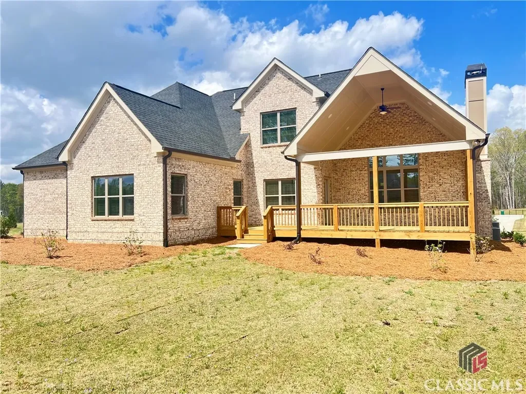 1810 Beebalm Drive Statham GA 30666