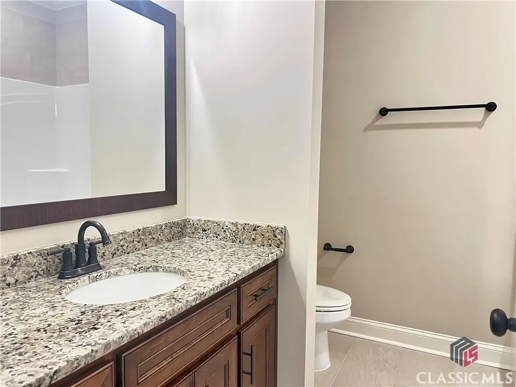 1810 Beebalm Drive Statham GA 30666