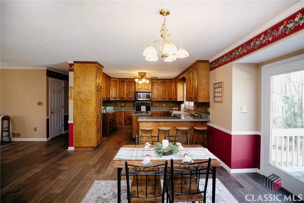 310 Sawdust Road Hull GA 30646