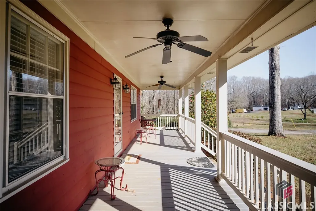 310 Sawdust Road Hull GA 30646