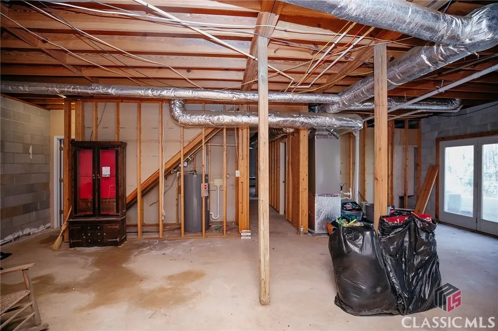 310 Sawdust Road Hull GA 30646