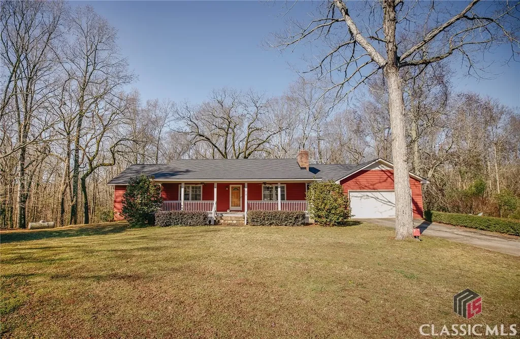 310 Sawdust Road Hull GA 30646