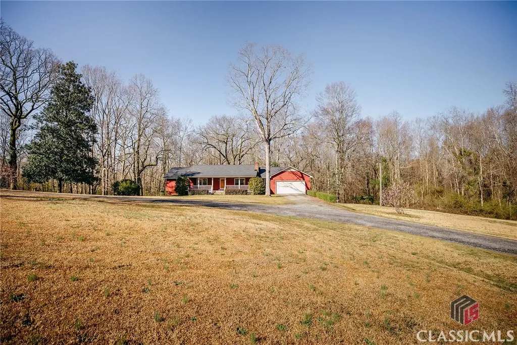 310 Sawdust Road Hull GA 30646