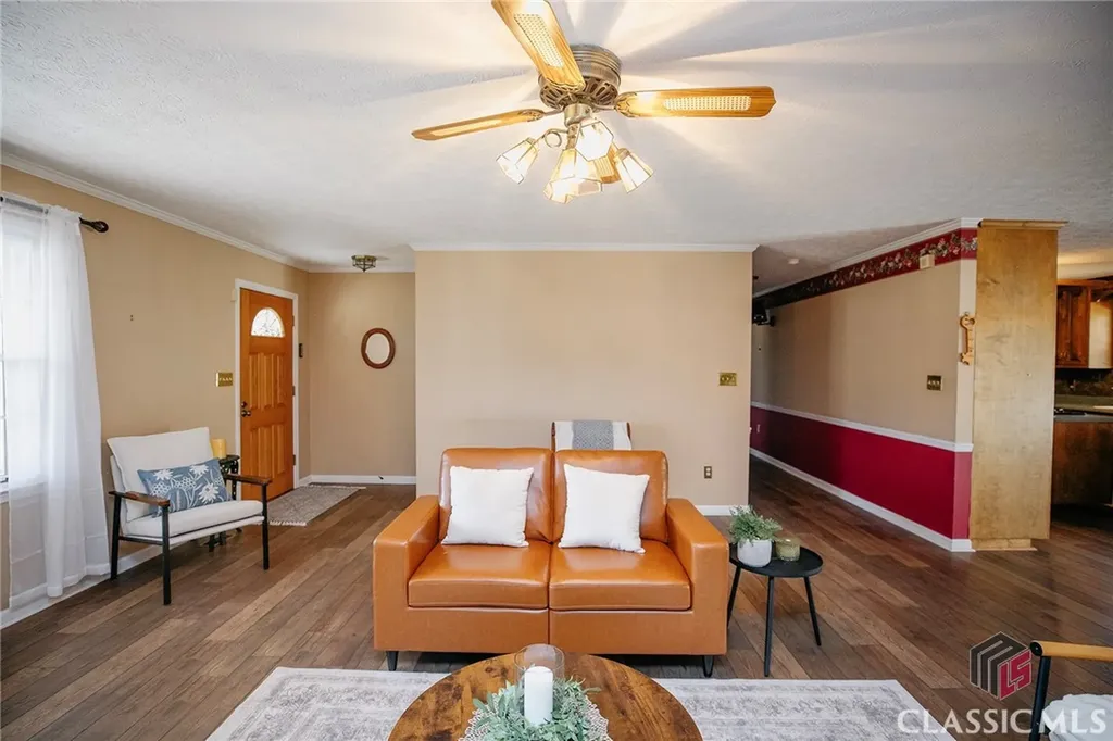310 Sawdust Road Hull GA 30646