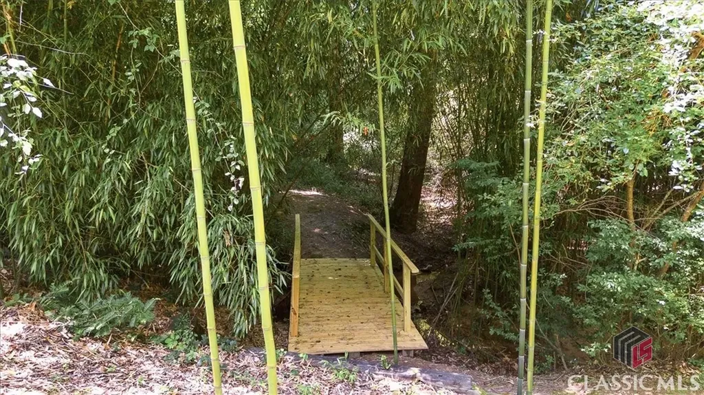 136 Timothy Park Lane Athens GA 30606