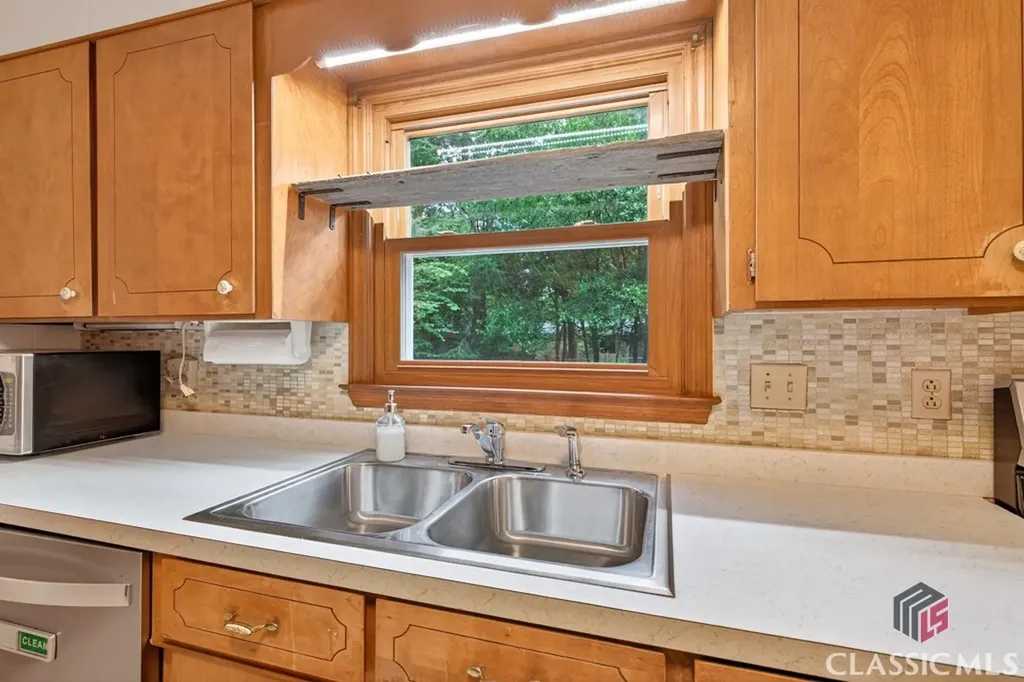 125 Broomsedge Trail Athens GA 30606