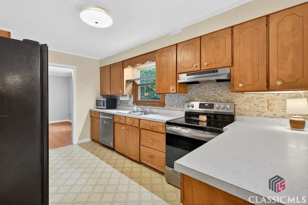 125 Broomsedge Trail Athens GA 30606