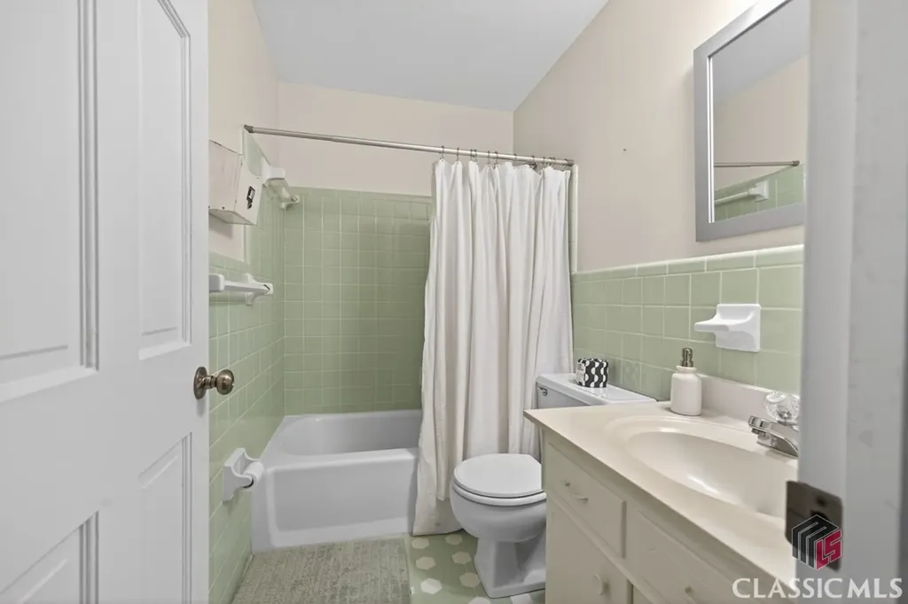 125 Broomsedge Trail Athens GA 30606