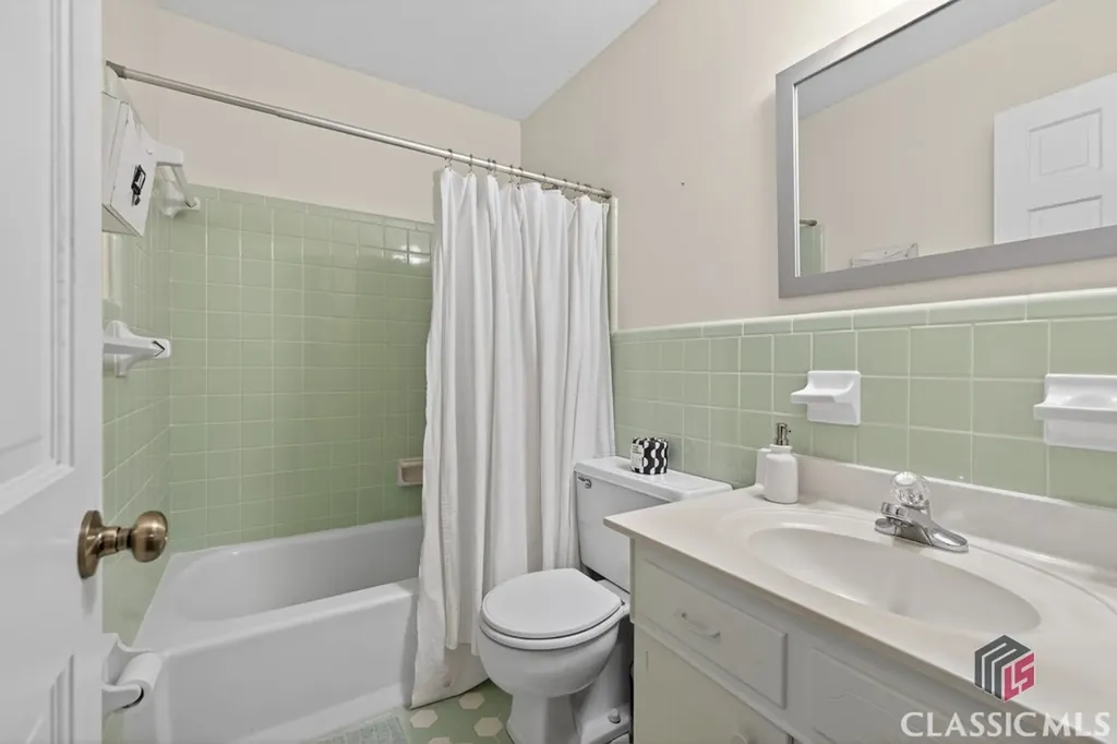 125 Broomsedge Trail Athens GA 30606