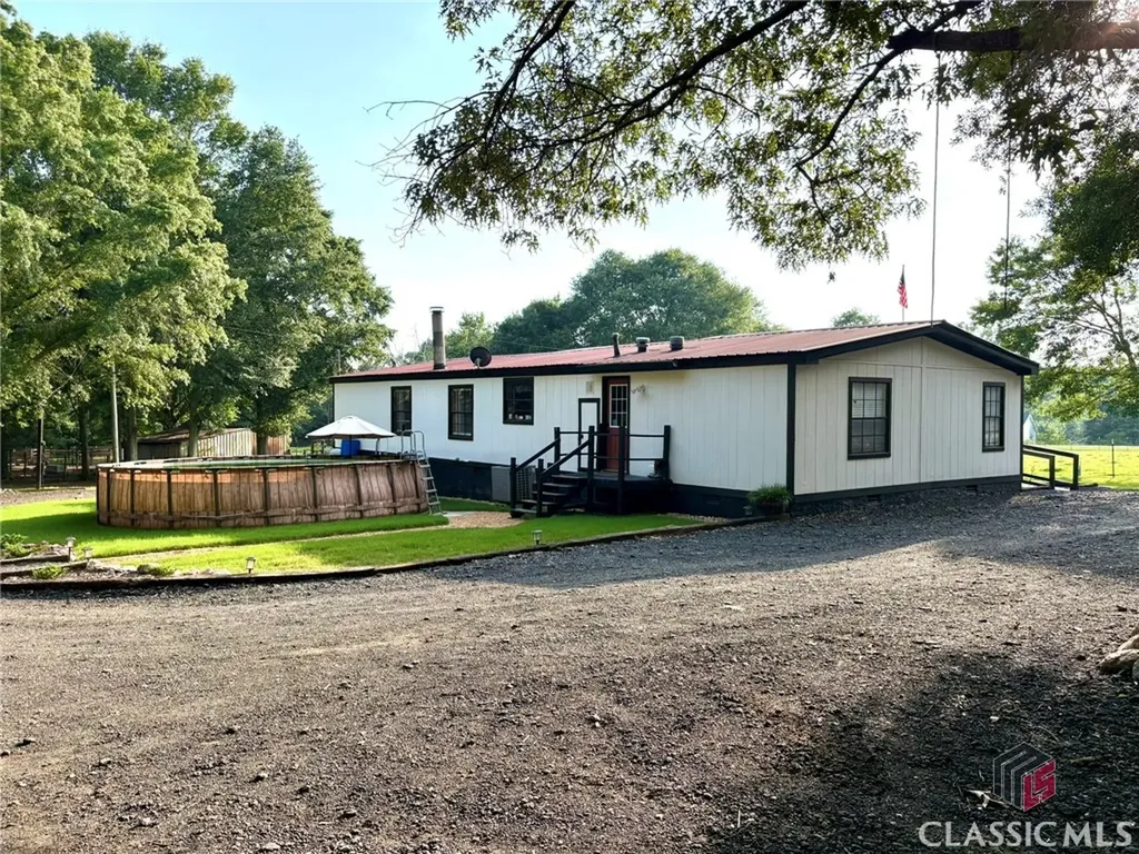 1368 Jot Em Down Road Danielsville GA 30633