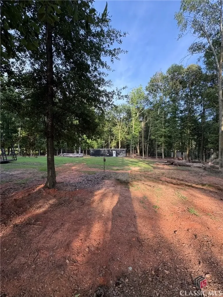 1368 Jot Em Down Road Danielsville GA 30633