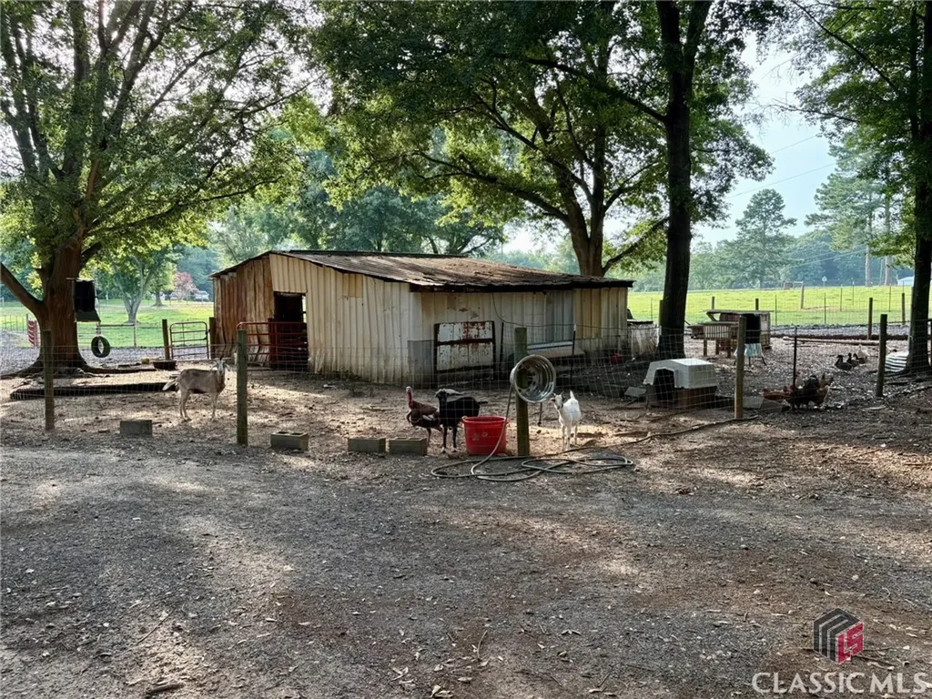 1368 Jot Em Down Road Danielsville GA 30633