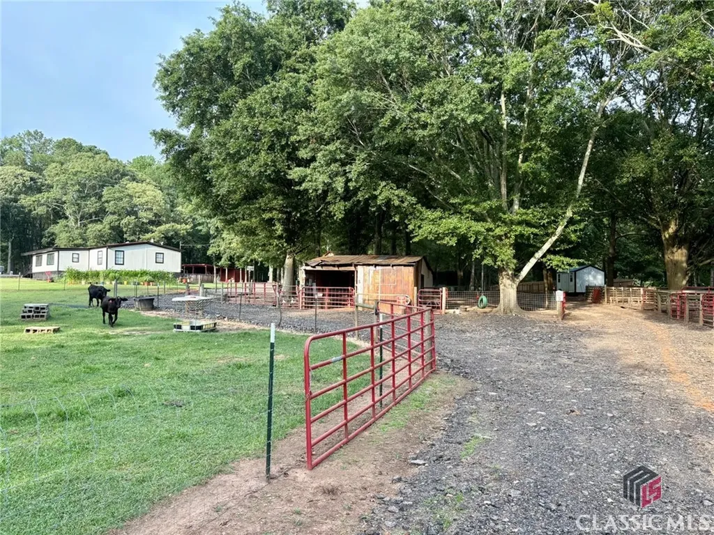 1368 Jot Em Down Road Danielsville GA 30633