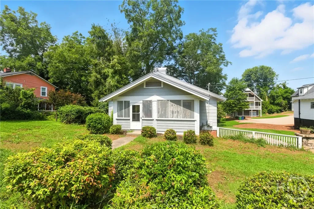 332 Carr Street Athens GA 30605