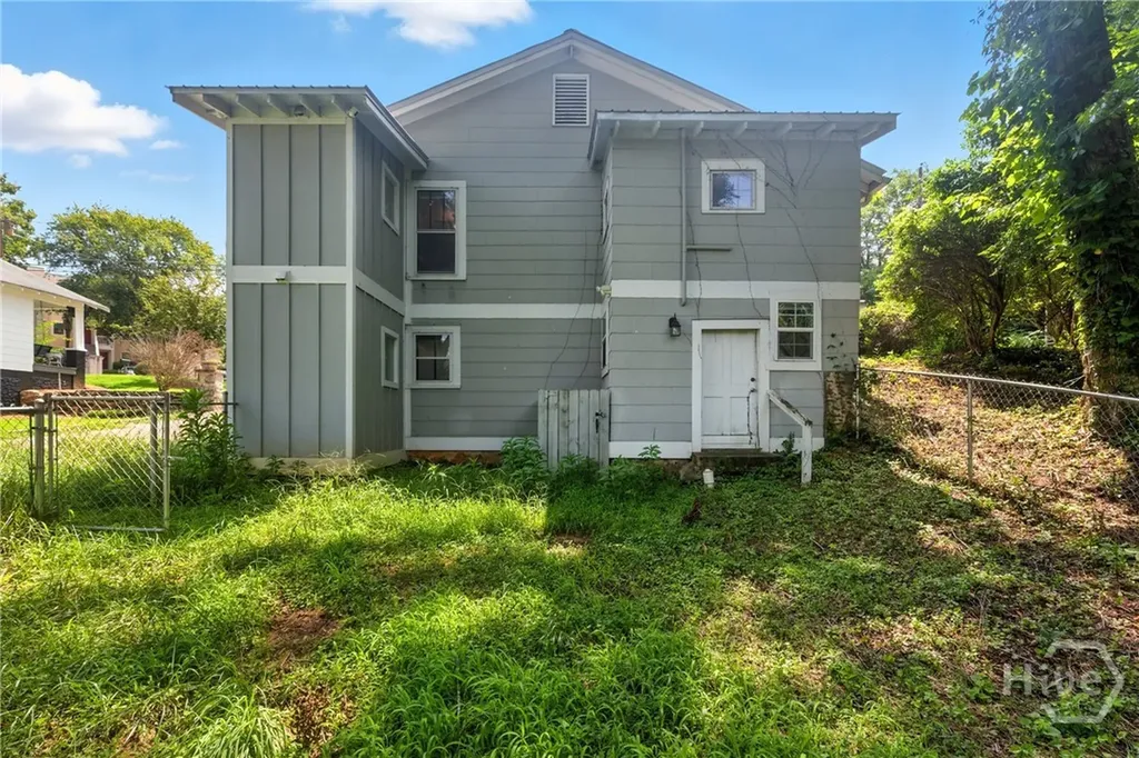 332 Carr Street Athens GA 30605