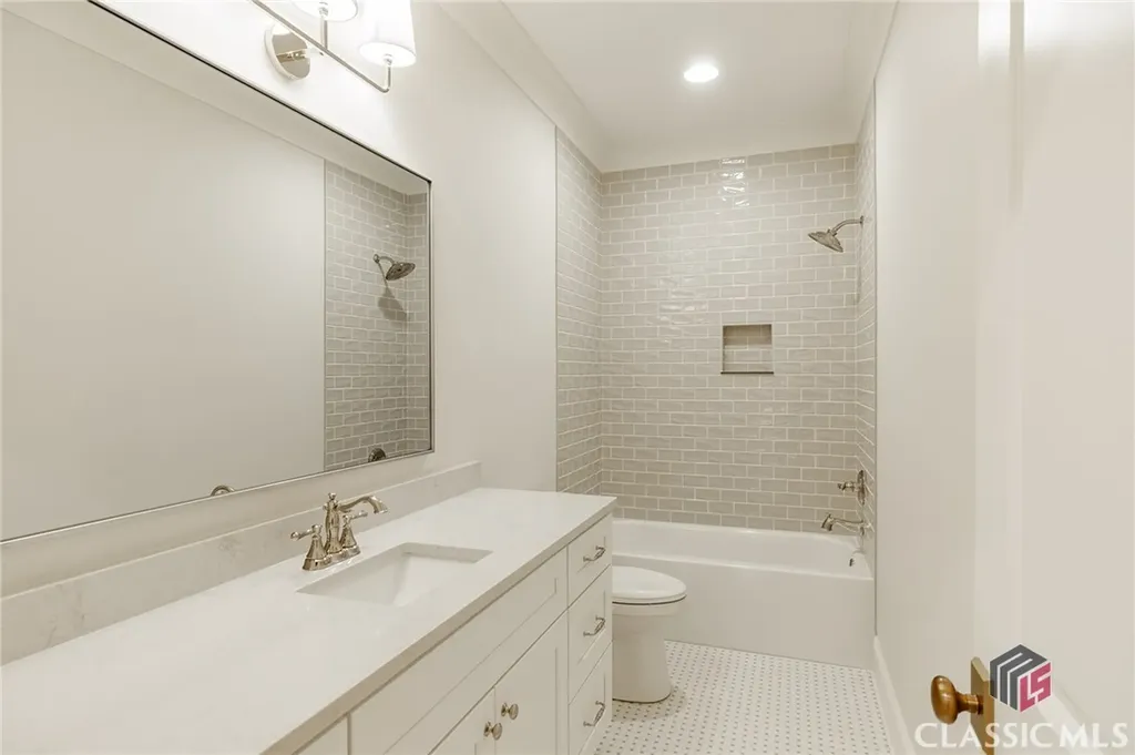 1225 Andora Court Bishop GA 30621