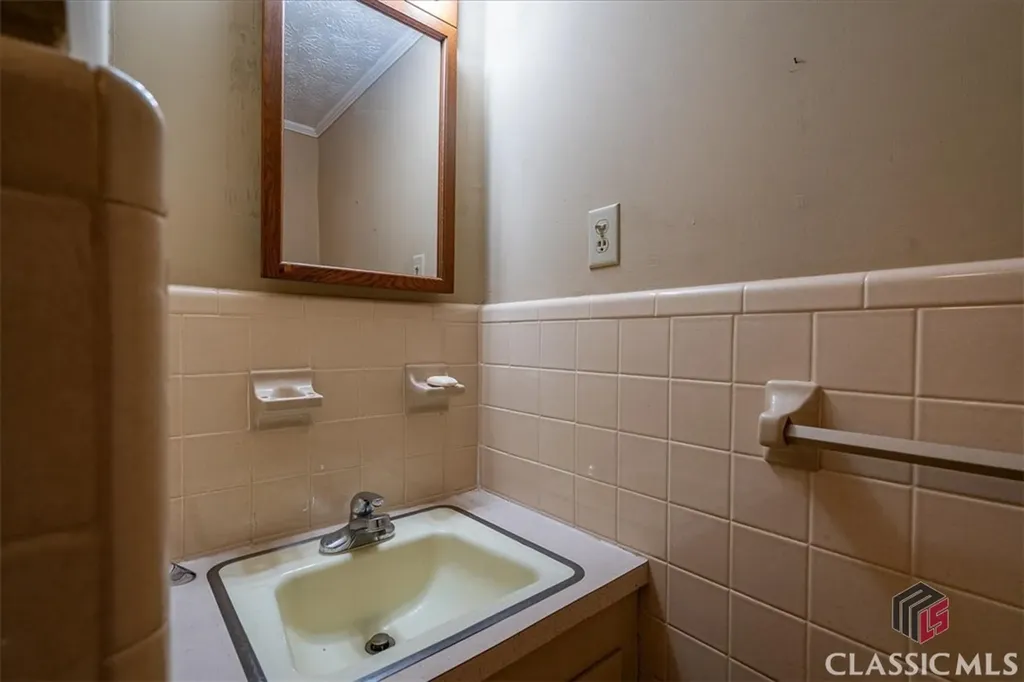 11302 Jefferson Road Athens GA 30607