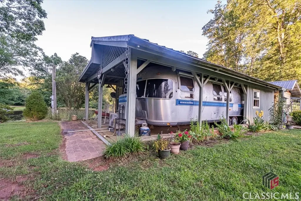 11302 Jefferson Road Athens GA 30607