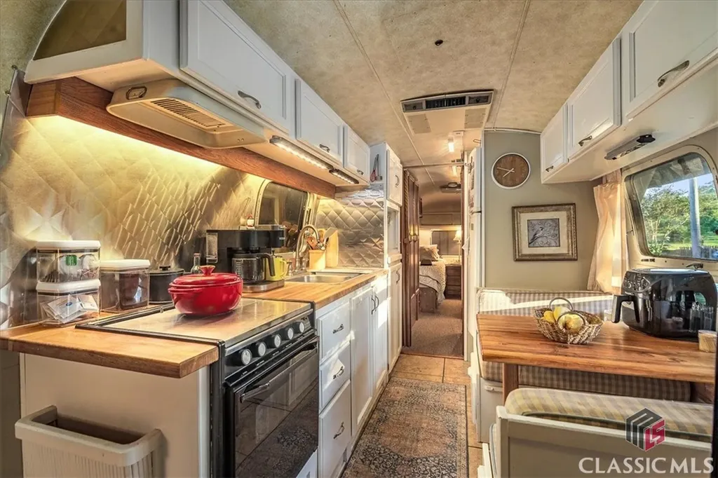 11302 Jefferson Road Athens GA 30607