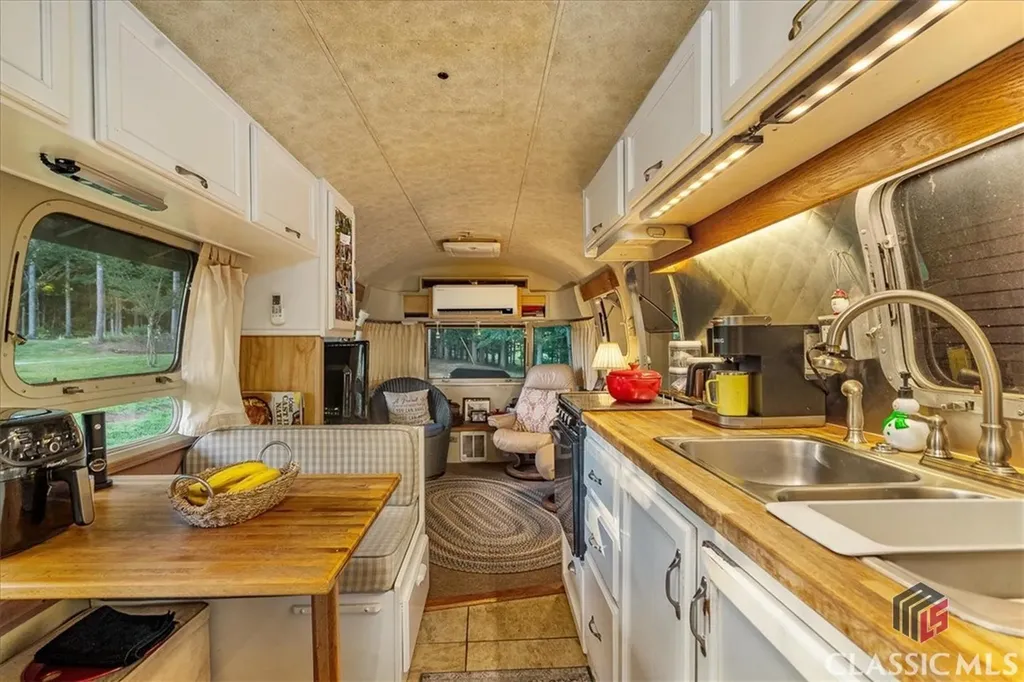 11302 Jefferson Road Athens GA 30607