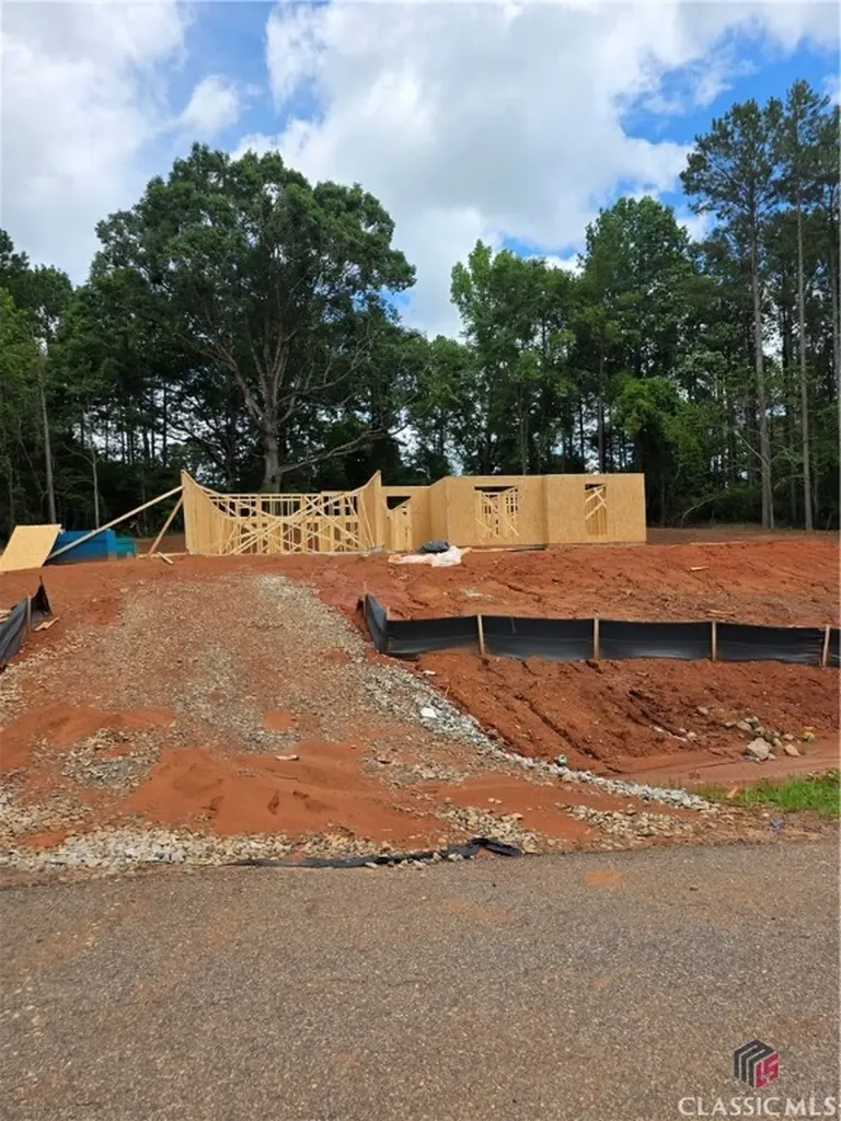 99 Sourwood Trail Colbert GA 30628