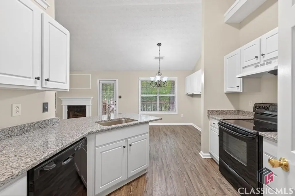 247 Jasmine Trail Athens GA 30606