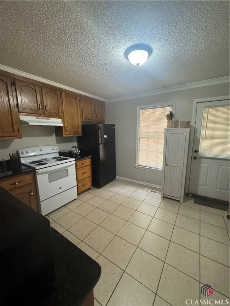 190 Kirkwood Drive Athens GA 30606