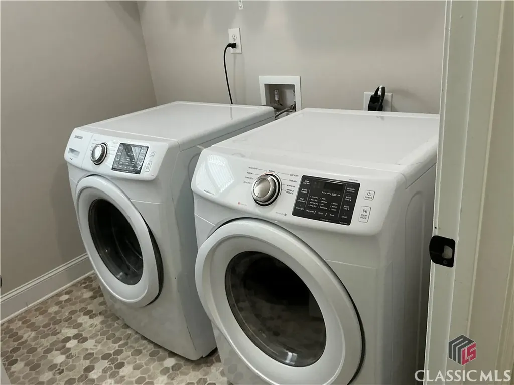 212 Meeler Circle Bogart GA 30622