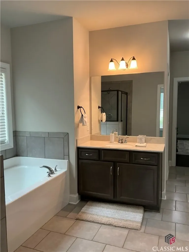 212 Meeler Circle Bogart GA 30622