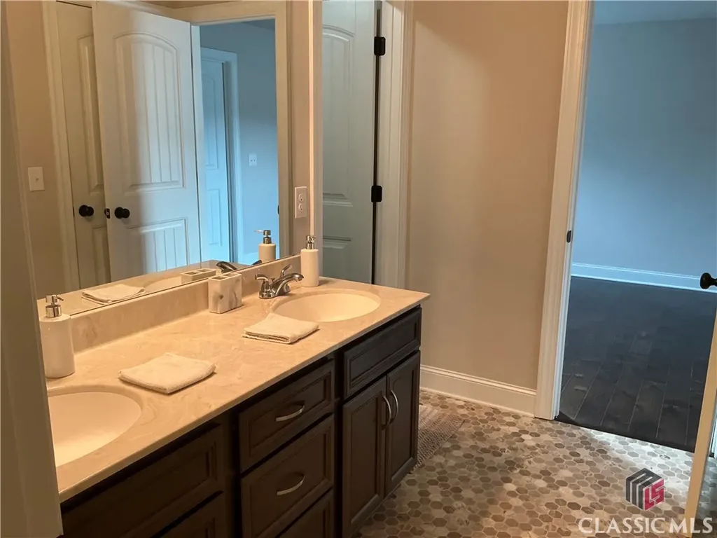 212 Meeler Circle Bogart GA 30622