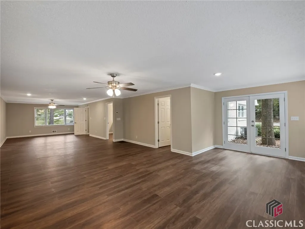 275 Hanover Drive Bogart GA 30622